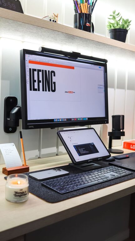 Tips for Creating an Organized and Productive Home Workspace